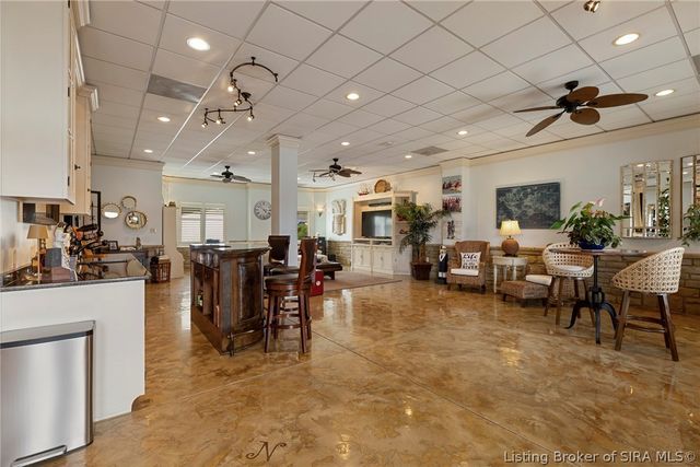 4706 Upper River Road, Jeffersonville, IN 47130
