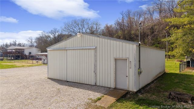 4706 Upper River Road, Jeffersonville, IN 47130