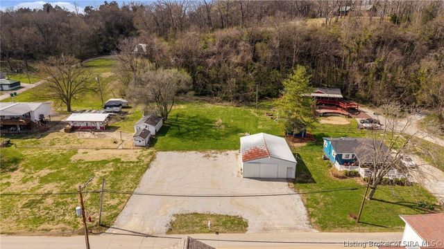 4706 Upper River Road, Jeffersonville, IN 47130