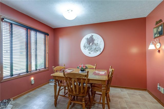4890 Belden Park Drive NW, North Canton, OH 44720
