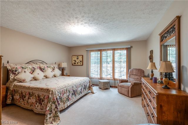 4890 Belden Park Drive NW, North Canton, OH 44720