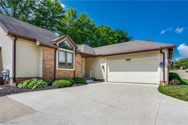 4890 Belden Park Drive NW, North Canton, OH 44720