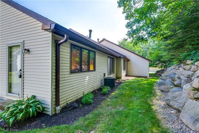 4890 Belden Park Drive NW, North Canton, OH 44720