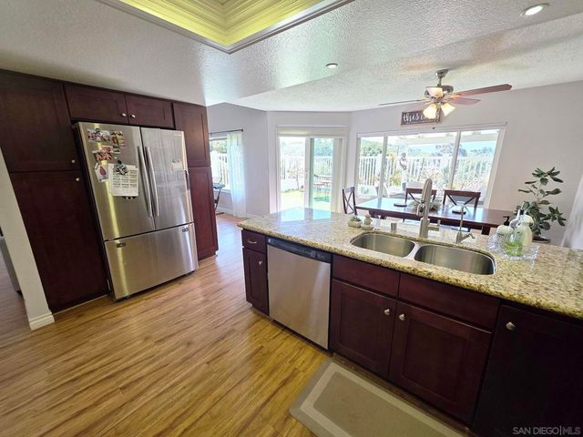 341 Rolling Hills, San Marcos, CA 92069