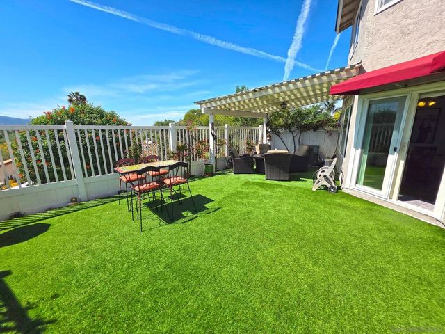 341 Rolling Hills, San Marcos, CA 92069