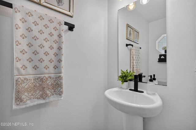 7038 SAINT IVES Court, Jacksonville, FL 32244