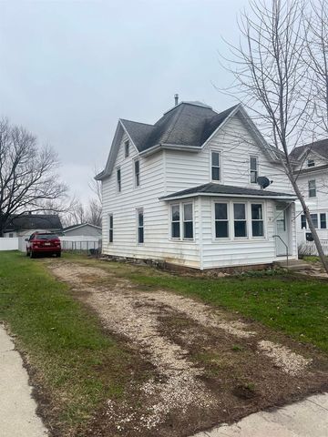 606 2nd. St., Parkersburg, IA 50665