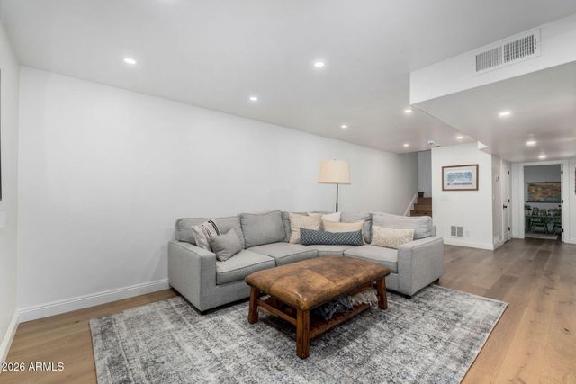 701 E ENCINAS Avenue, Gilbert, AZ 85234