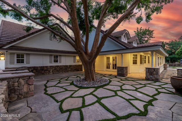 701 E ENCINAS Avenue, Gilbert, AZ 85234