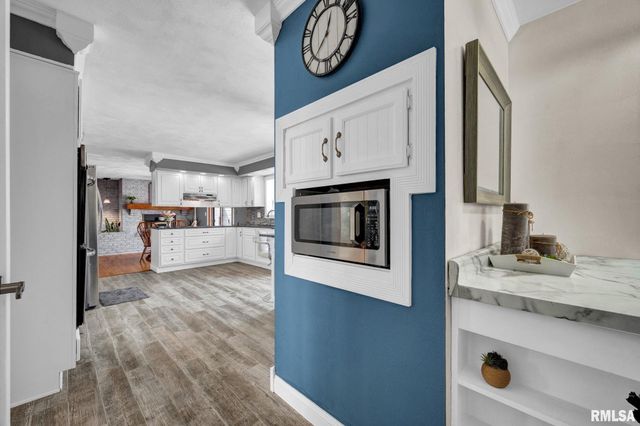 348 CIRCLE SHORE Drive, Washington, IL 61571