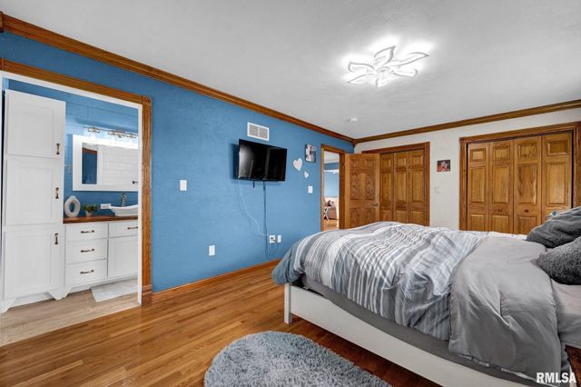 348 CIRCLE SHORE Drive, Washington, IL 61571