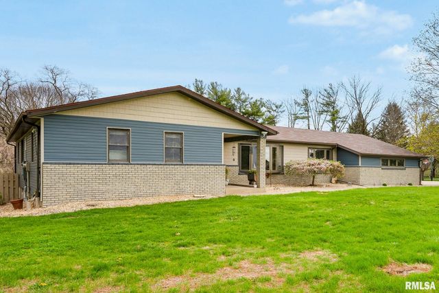 348 CIRCLE SHORE Drive, Washington, IL 61571