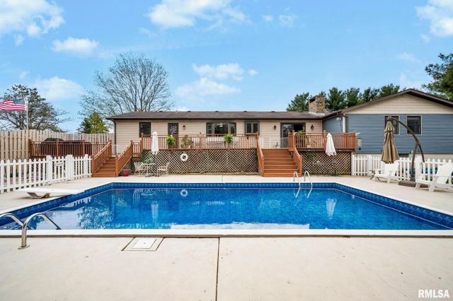 348 CIRCLE SHORE Drive, Washington, IL 61571