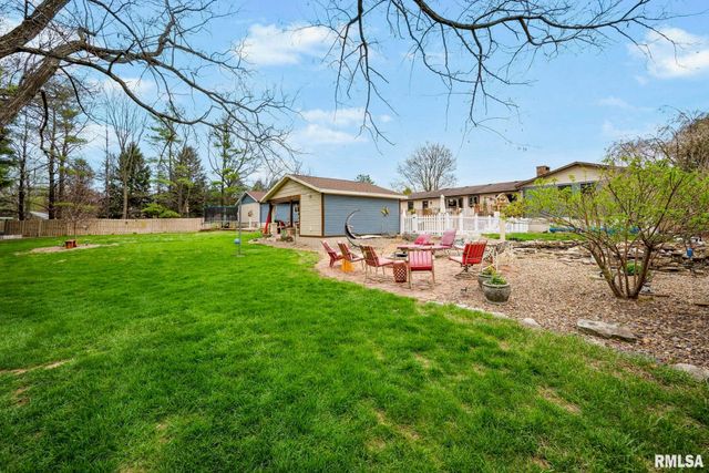 348 CIRCLE SHORE Drive, Washington, IL 61571