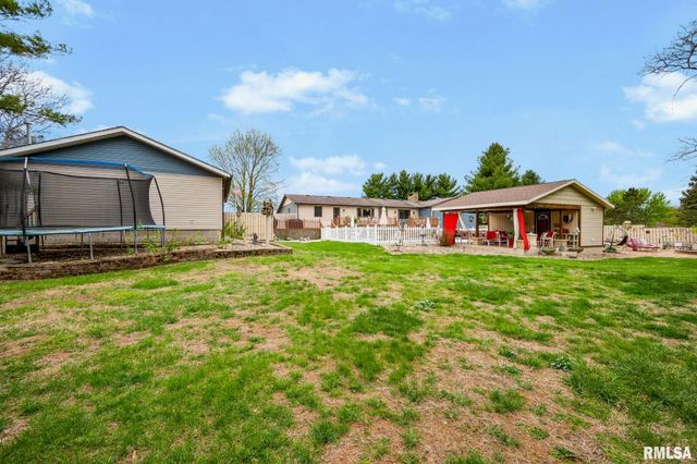 348 CIRCLE SHORE Drive, Washington, IL 61571