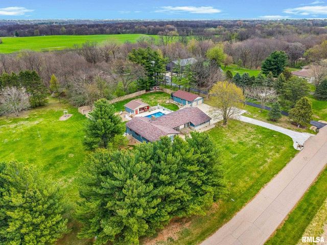 348 CIRCLE SHORE Drive, Washington, IL 61571