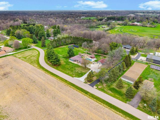 348 CIRCLE SHORE Drive, Washington, IL 61571