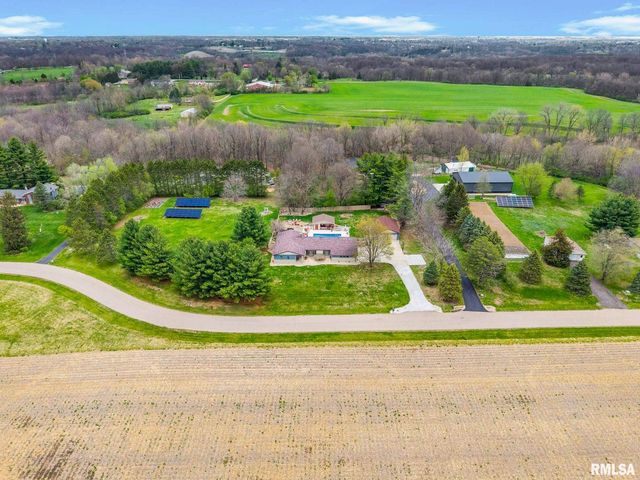 348 CIRCLE SHORE Drive, Washington, IL 61571