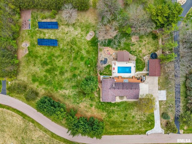 348 CIRCLE SHORE Drive, Washington, IL 61571