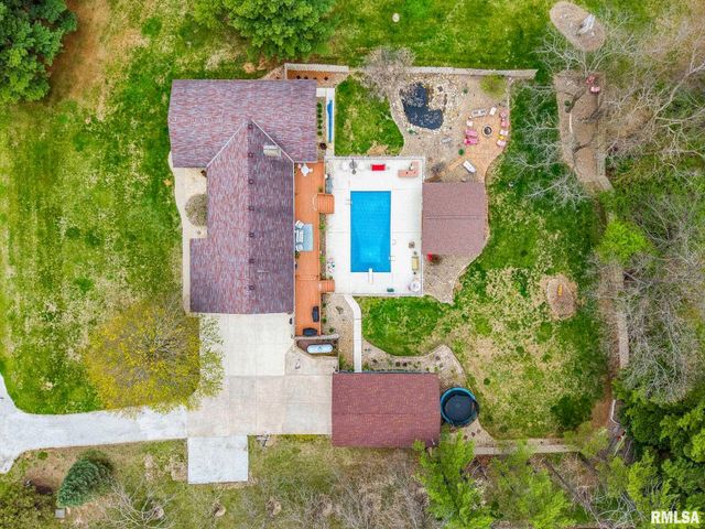 348 CIRCLE SHORE Drive, Washington, IL 61571