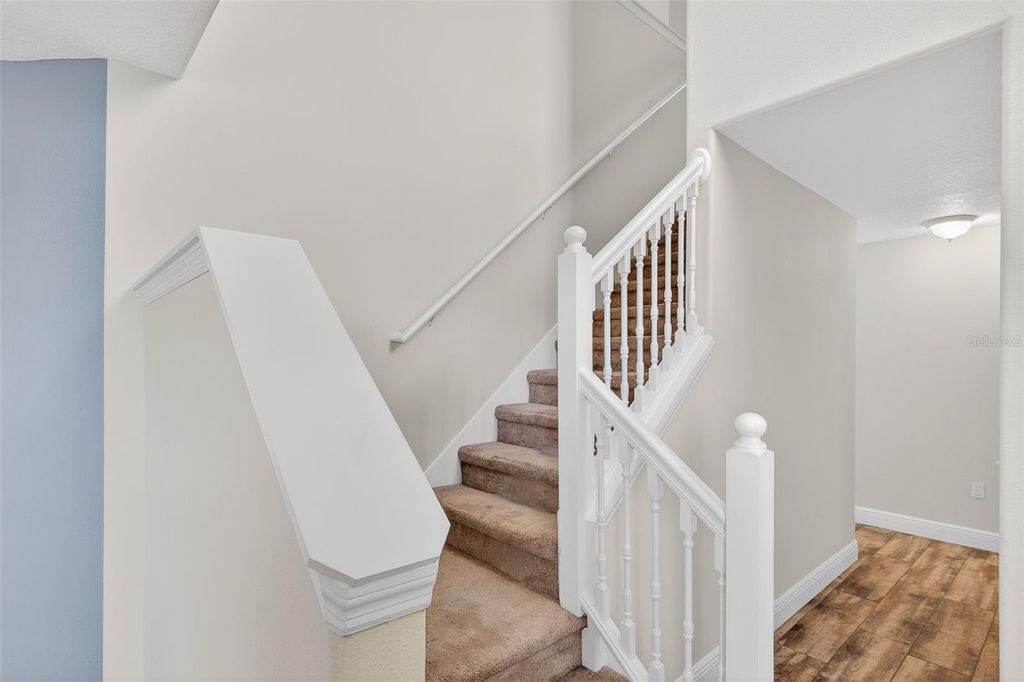 Image 23 of property listing at 1001 DAMPIERRE COURT, Kissimmee, FL 34759