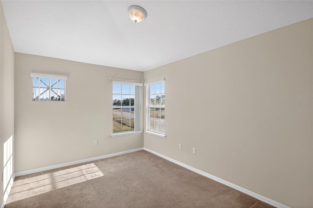 Image 38 of property listing at 1001 DAMPIERRE COURT, Kissimmee, FL 34759