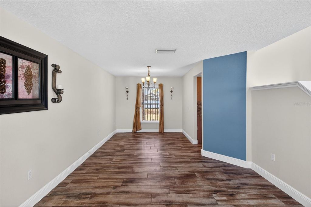 Image 8 of property listing at 1001 DAMPIERRE COURT, Kissimmee, FL 34759