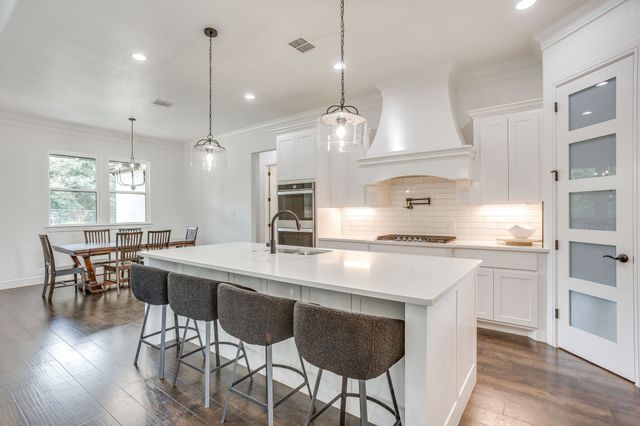 1057 Resolute Road, Millsap, TX 76066