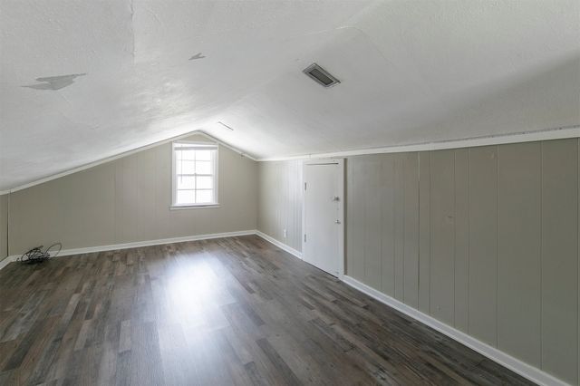 1327 39th Street, Des Moines, IA 50311