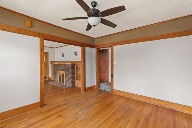 1327 39th Street, Des Moines, IA 50311