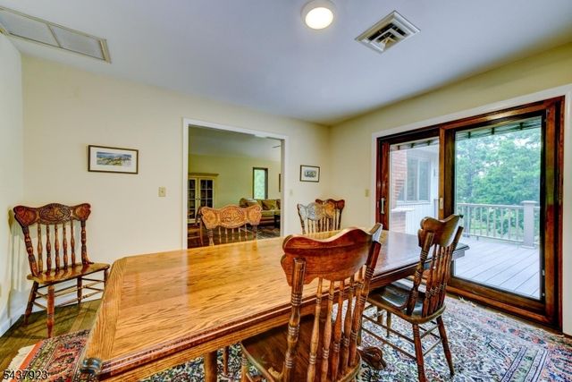1 Hendrick Rd, Readington Twp., NJ 08822