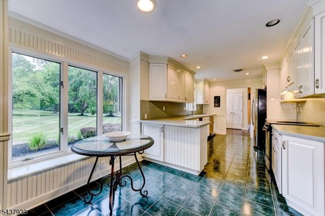 1 Hendrick Rd, Readington Twp., NJ 08822