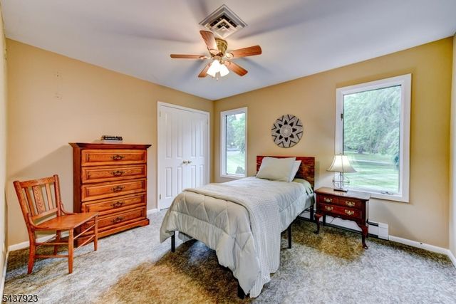 1 Hendrick Rd, Readington Twp., NJ 08822