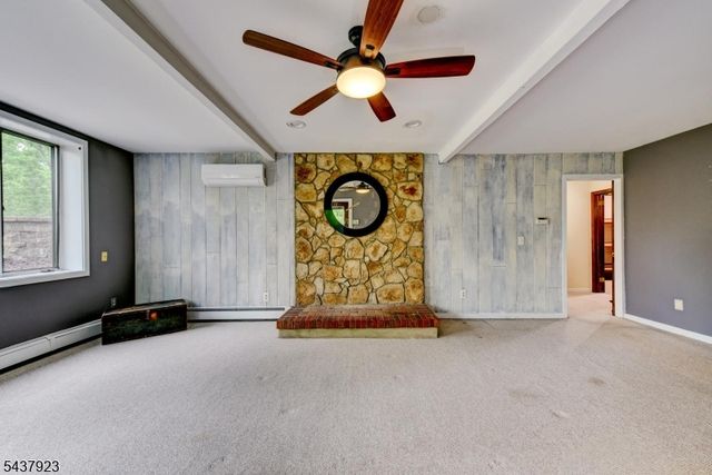 1 Hendrick Rd, Readington Twp., NJ 08822