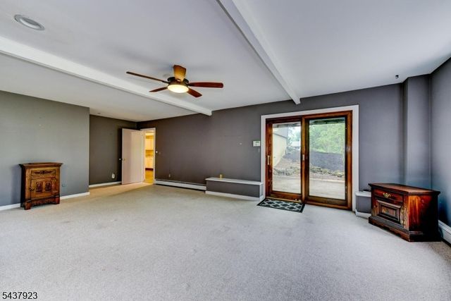 1 Hendrick Rd, Readington Twp., NJ 08822