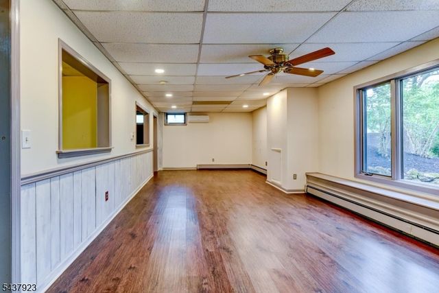 1 Hendrick Rd, Readington Twp., NJ 08822