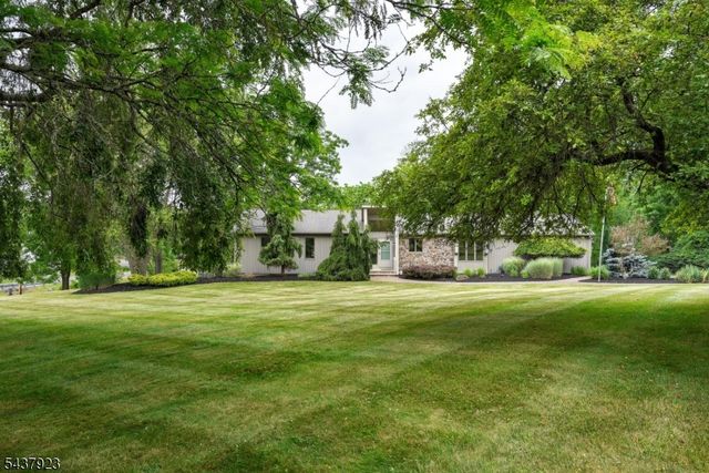 1 Hendrick Rd, Readington Twp., NJ 08822