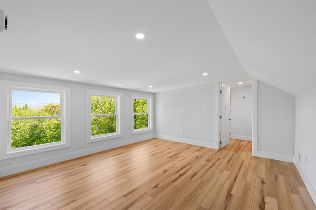 673 Page Hill Road, Tamworth, NH 03886