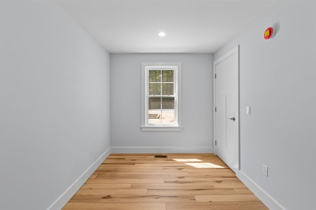 673 Page Hill Road, Tamworth, NH 03886