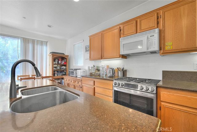 11140 Bridgepoint Court, Riverside, CA 92505