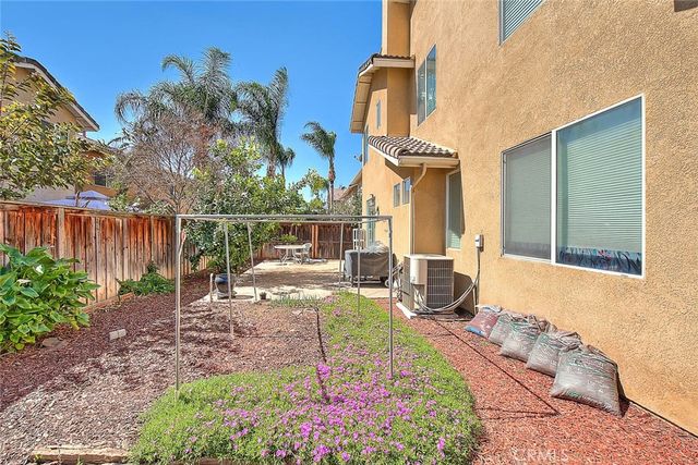 11140 Bridgepoint Court, Riverside, CA 92505