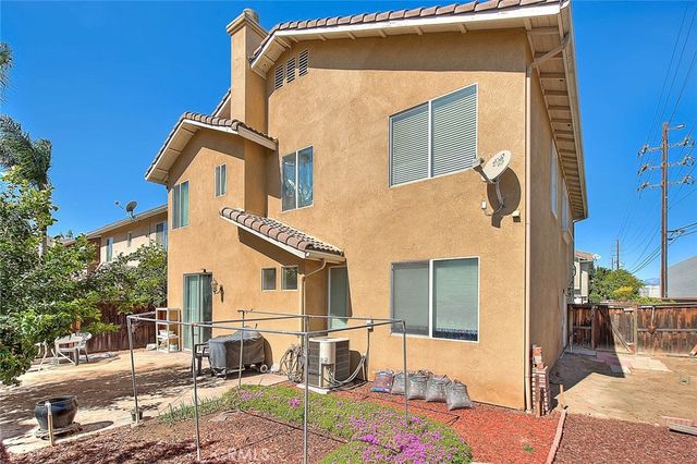 11140 Bridgepoint Court, Riverside, CA 92505