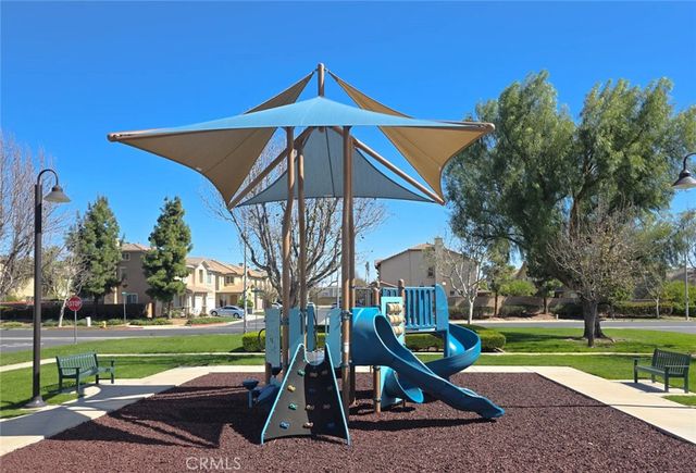 11140 Bridgepoint Court, Riverside, CA 92505