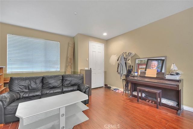 11140 Bridgepoint Court, Riverside, CA 92505