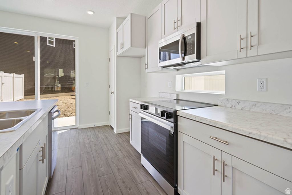 Image 14 of property listing at 367 E KANAB CREEK DR #198, Saratoga Springs, UT 84045