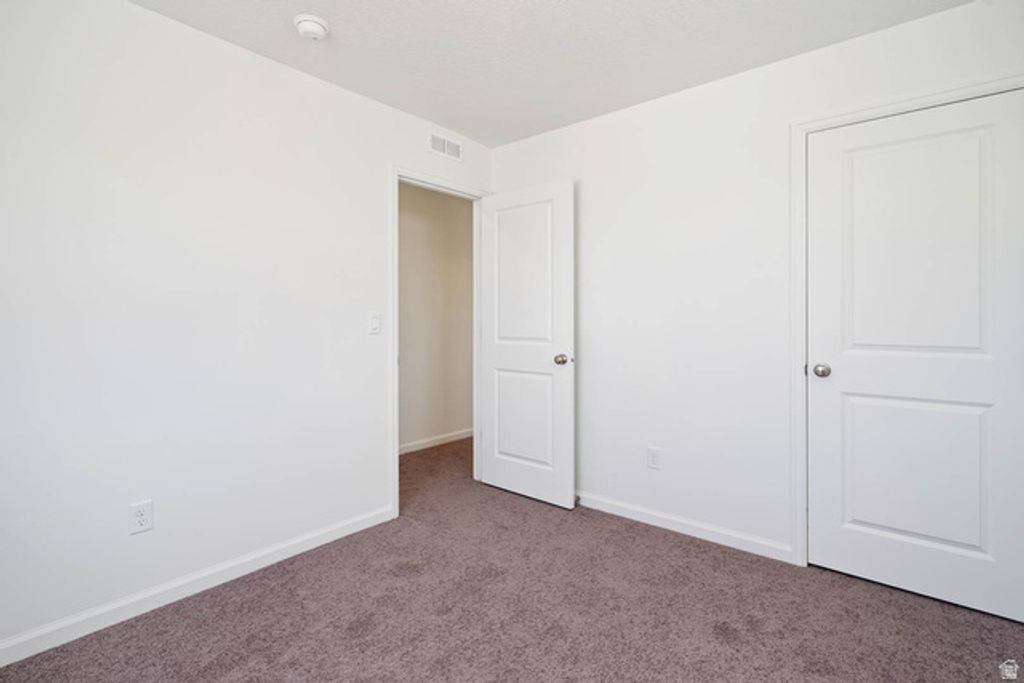 Image 4 of property listing at 367 E KANAB CREEK DR #198, Saratoga Springs, UT 84045