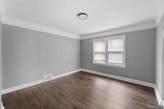 15097 Steel Street, Detroit, MI 48227
