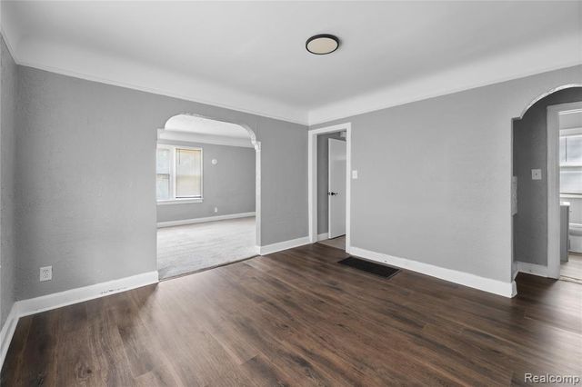 15097 Steel Street, Detroit, MI 48227