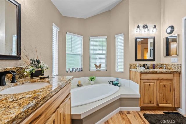 20172 Shadow Island Dr., Canyon Country, CA 91351