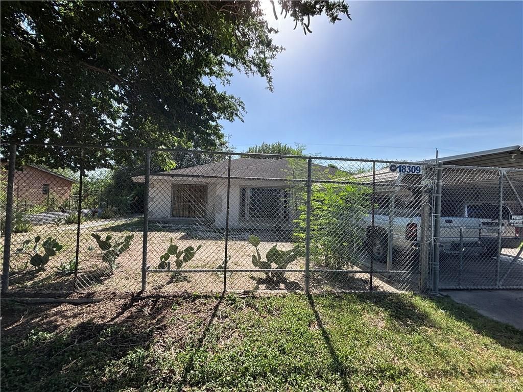 18309 S Aurora Street, Edcouch, TX 78538